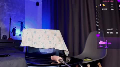 batty_queen online show from 03.31.26