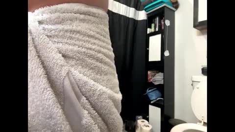 Snapshot of baysbigd chatting on 10.08.25 Bays big D online show from 10.08.25