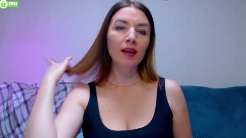 Snapshot of bb__bonami_ chatting on 10.10.25 bb__bonami_ online show from 10.10.25