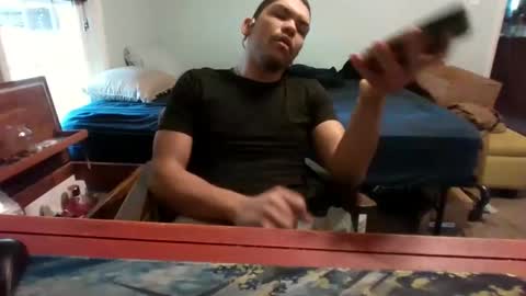 Snapshot of bbbbbro21 chatting on 11.25.25 bbbbbro21 online show from 11.25.25