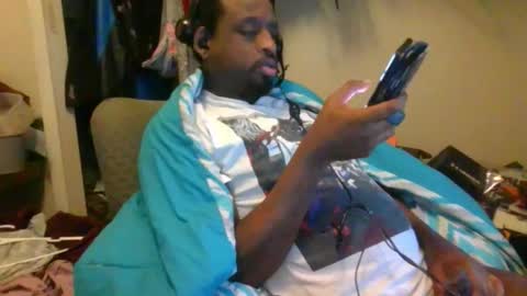 rocker n queen online show from 02.13.25