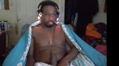 rocker n queen online show from 10.05.25