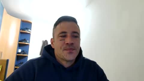 BB Namelezz online show from 10.29.25