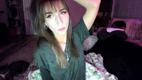 Snapshot of bbshasta chatting on 06.01.26 Shasta online show from 06.01.26