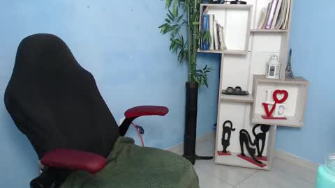 Charlote online show from 01.11.25