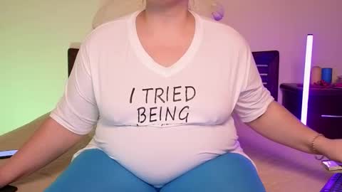 Snapshot of bbw_goddes chatting on 11.01.25 Love online show from 11.01.25