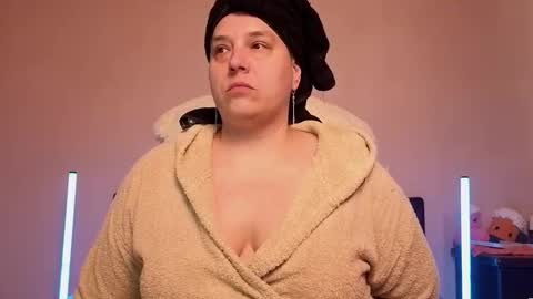 Love online show from 01.15.26