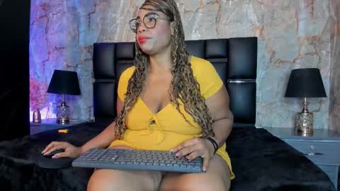 Bbwlatina01 online show from 11.20.25