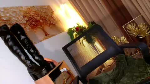 Snapshot of bby_lexielore69 chatting on 06.25.26 bby_lexielore69 online show from 06.25.26