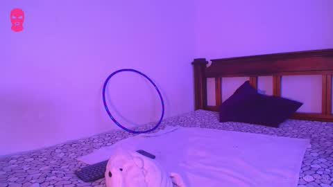 Amber  online show from 10.23.25