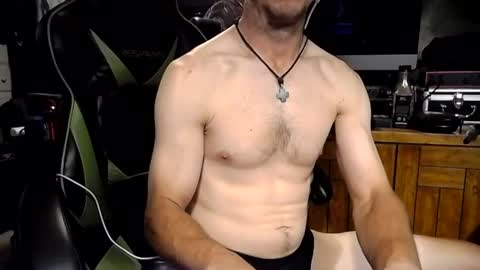 bchillin28 online show from 06.19.26