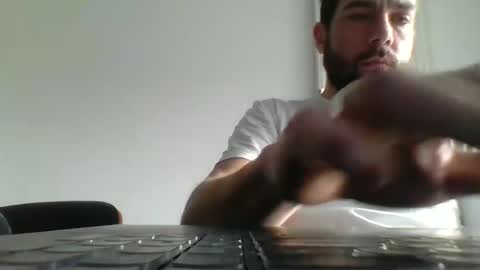 Snapshot of bdemwi2588 chatting on 02.08.25 bdemwi2588 online show from 02.08.25