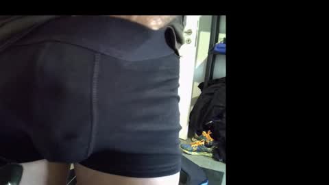 Snapshot of bdemwi2588 chatting on 09.30.25 bdemwi2588 online show from 09.30.25