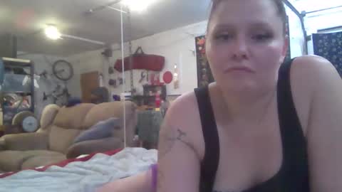 Snapshot of bdeunltd chatting on 11.21.25 bdeunltd online show from 11.21.25