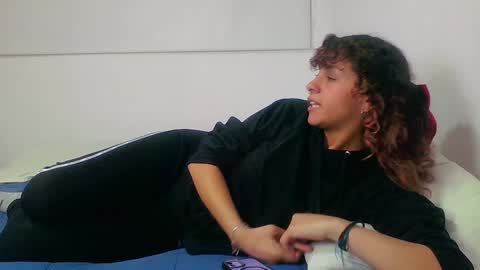 Sara  Juan online show from 12.18.24