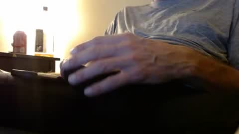 Snapshot of beachbuds chatting on 11.10.25 beachbuds online show from 11.10.25