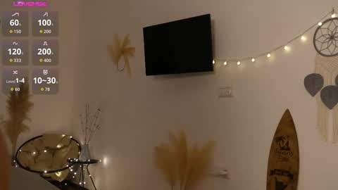 Snapshot of beanco_ chatting on 10.06.25 Chloe online show from 10.06.25