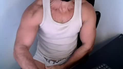 Snapshot of beard_top_guy chatting on 06.24.26 Beard Guy online show from 06.24.26