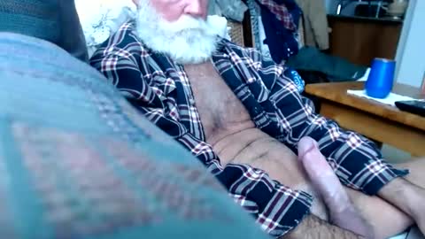 beardbushy online show from 02.16.25