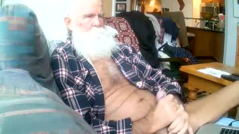 beardbushy online show from 11.18.25