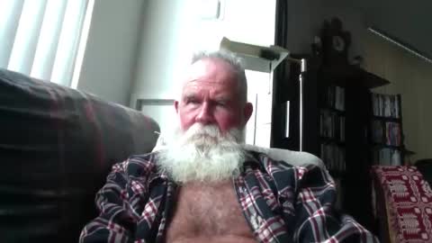 beardbushy online show from 11.27.25