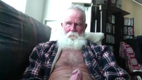 beardbushy online show from 12.14.25