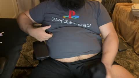 Snapshot of beardudeguy chatting on 05.20.26 beardudeguy online show from 05.20.26