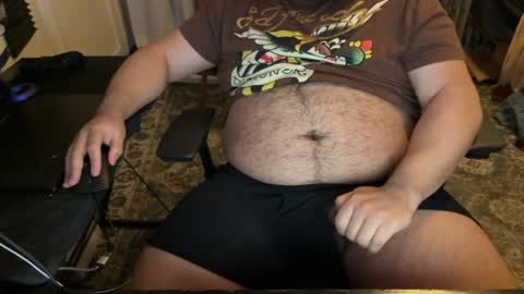 Snapshot of beardudeguy chatting on 05.25.26 beardudeguy online show from 05.25.26