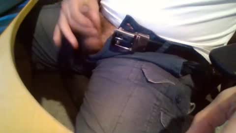 Snapshot of bearyuncut chatting on 10.06.25 bearyuncut online show from 10.06.25