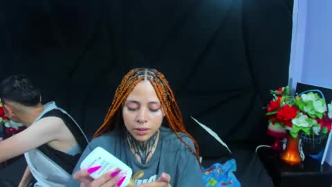 Snapshot of beata_and_sofi chatting on 12.24.24 Beata And SofI online show from 12.24.24