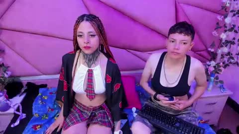 Snapshot of beata_and_sofi chatting on 01.25.25 Beata And SofI online show from 01.25.25