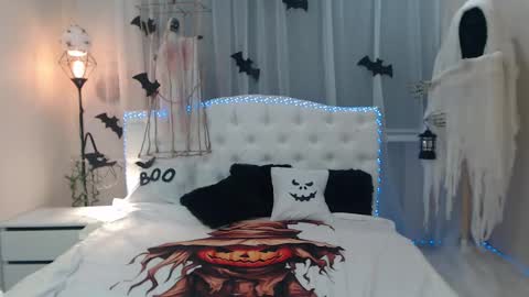 beataangel online show from 10.13.25