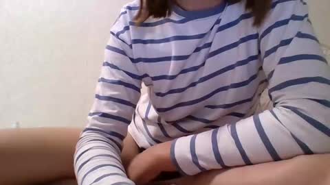 Snapshot of beatricetender chatting on 10.02.25 BeatriceTender online show from 10.02.25