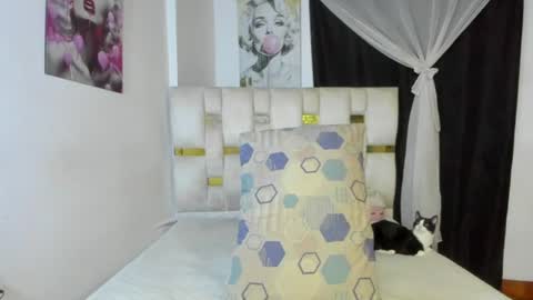 Snapshot of beautiful_doll888 chatting on 07.30.26 Valeria online show from 07.30.26