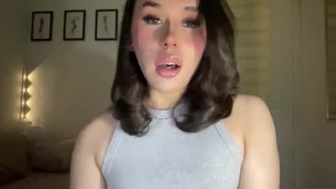 Snapshot of beautiful_lust69 chatting on 11.29.25 Sweet Aya online show from 11.29.25