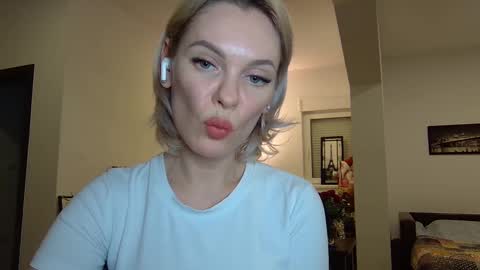 Beautifulkollette online show from 01.26.25