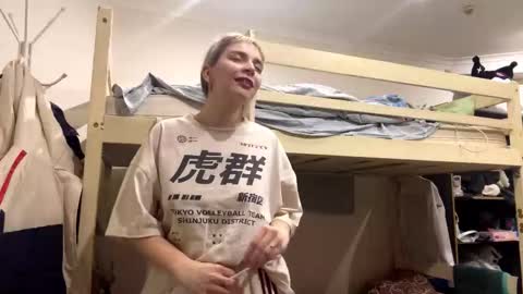 Mia online show from 02.28.26