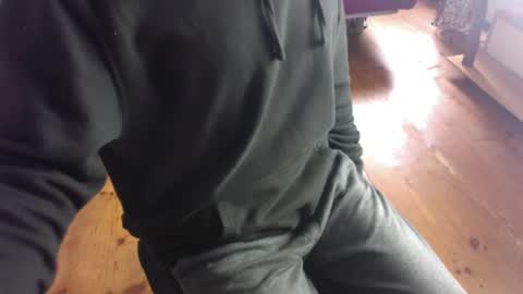 Snapshot of beautifulworld33 chatting on 10.06.25 beautifulworld33 online show from 10.06.25