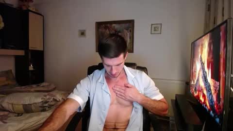 Mia and Jake online show from 10.10.25