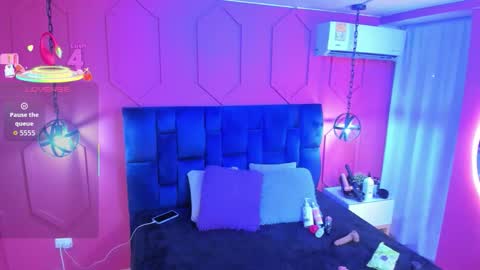 Chantall online show from 12.14.25