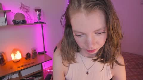 Eliise online show from 01.24.25