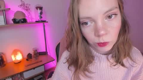 Eliise online show from 02.14.25