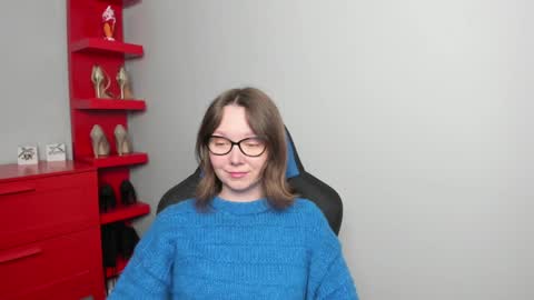 Zoe online show from 04.10.26