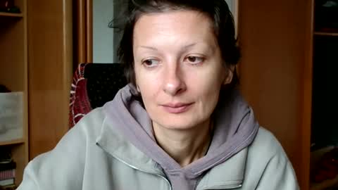 Raluca online show from 11.10.25