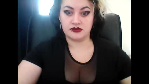 Becca-Van-Boa online show from 02.19.25