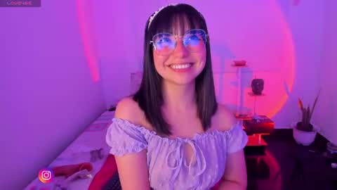 Snapshot of becca_be_ chatting on 06.12.26 Becca is here online show from 06.12.26