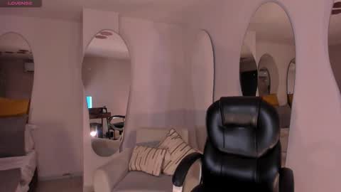 Am Becca online show from 09.20.25