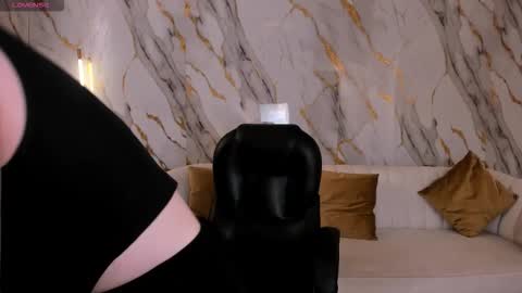 Am Becca online show from 12.05.25