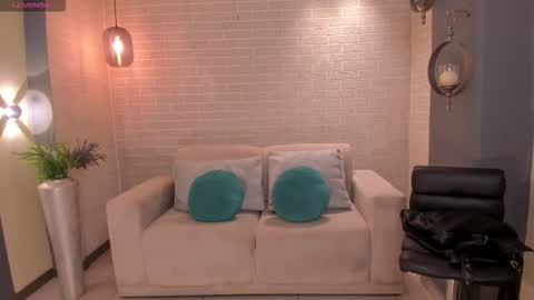 Am Becca online show from 02.15.26