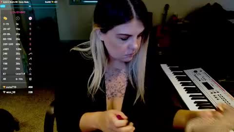 Snapshot of beccalubov chatting on 07.10.26 Becca Lubov online show from 07.10.26